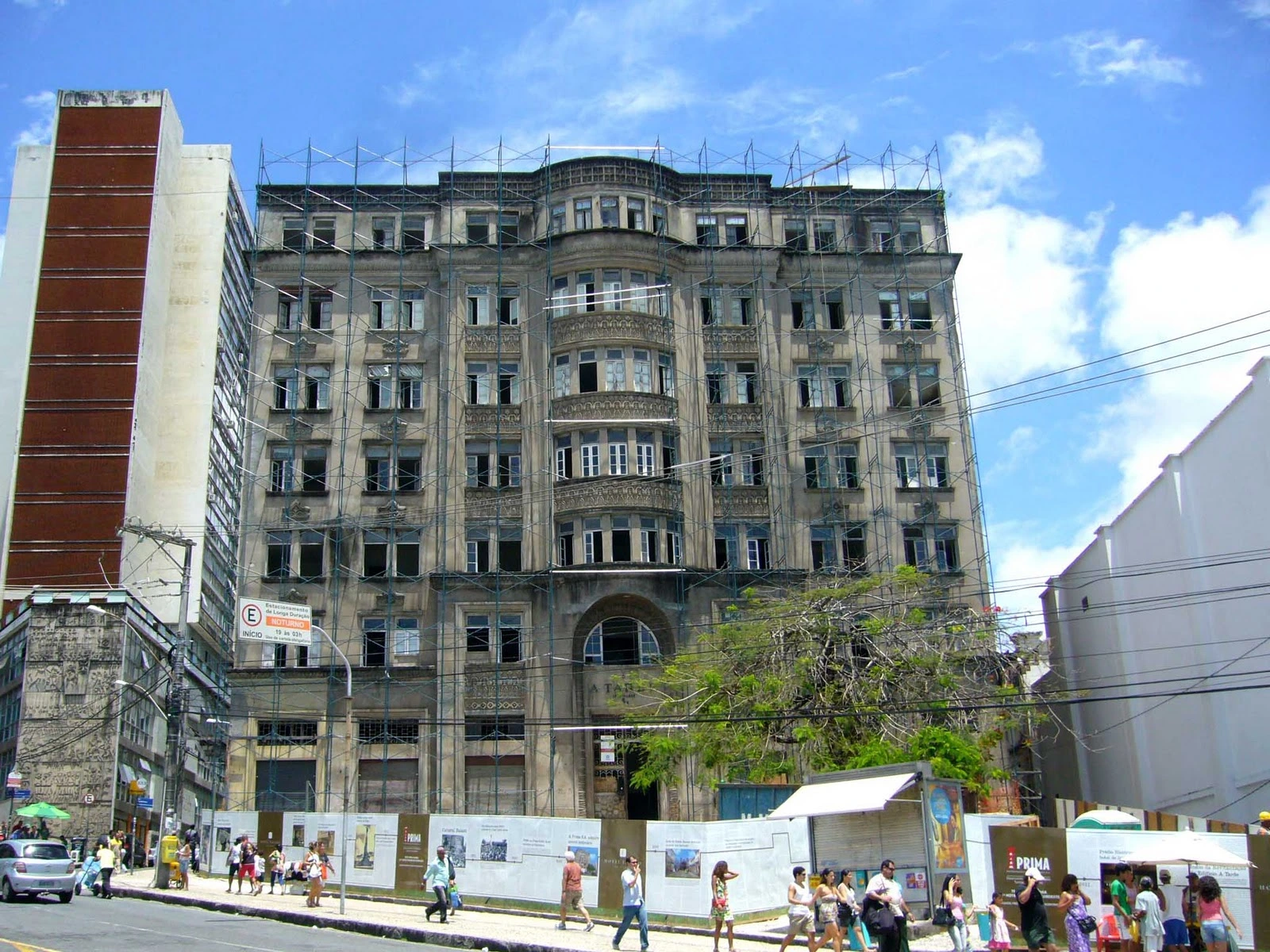 Tipos de Retrofit de Fachada: Guia Completo 2025!